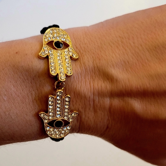 NWOT Hamsa bracelet - Picture 2 of 8